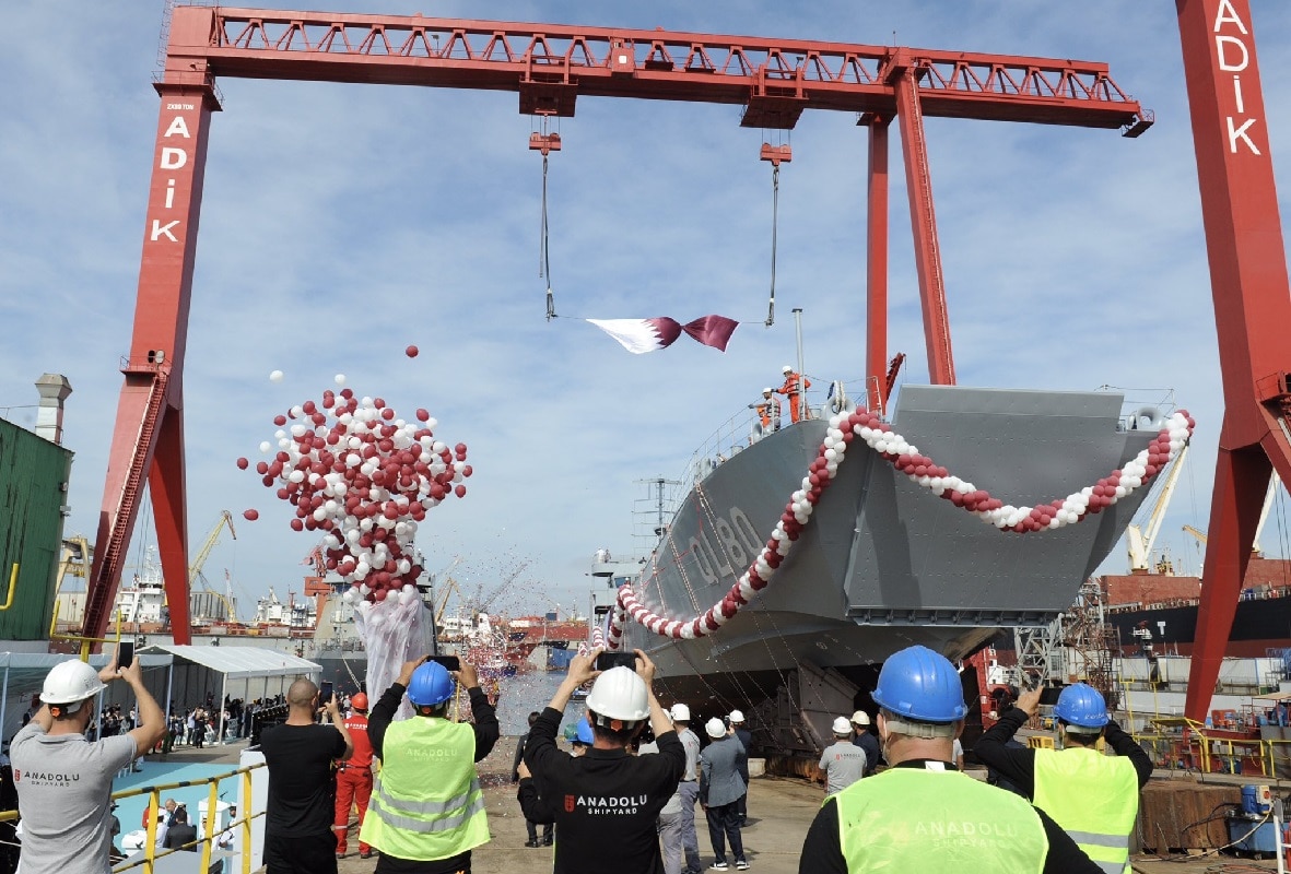 Anadolu-Shipyard-launches-the-1st-LCT-for-Qatari-Navy.jpg