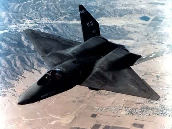 YF-23_Black_Widow_II_2.jpg