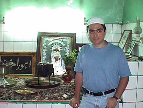 Siamak%20Namazi%20Iranian%20Hezbollah%20Lobbyist%20in%20USA%20Zoroastrian%20Temple%20Yazd%202000.jpg