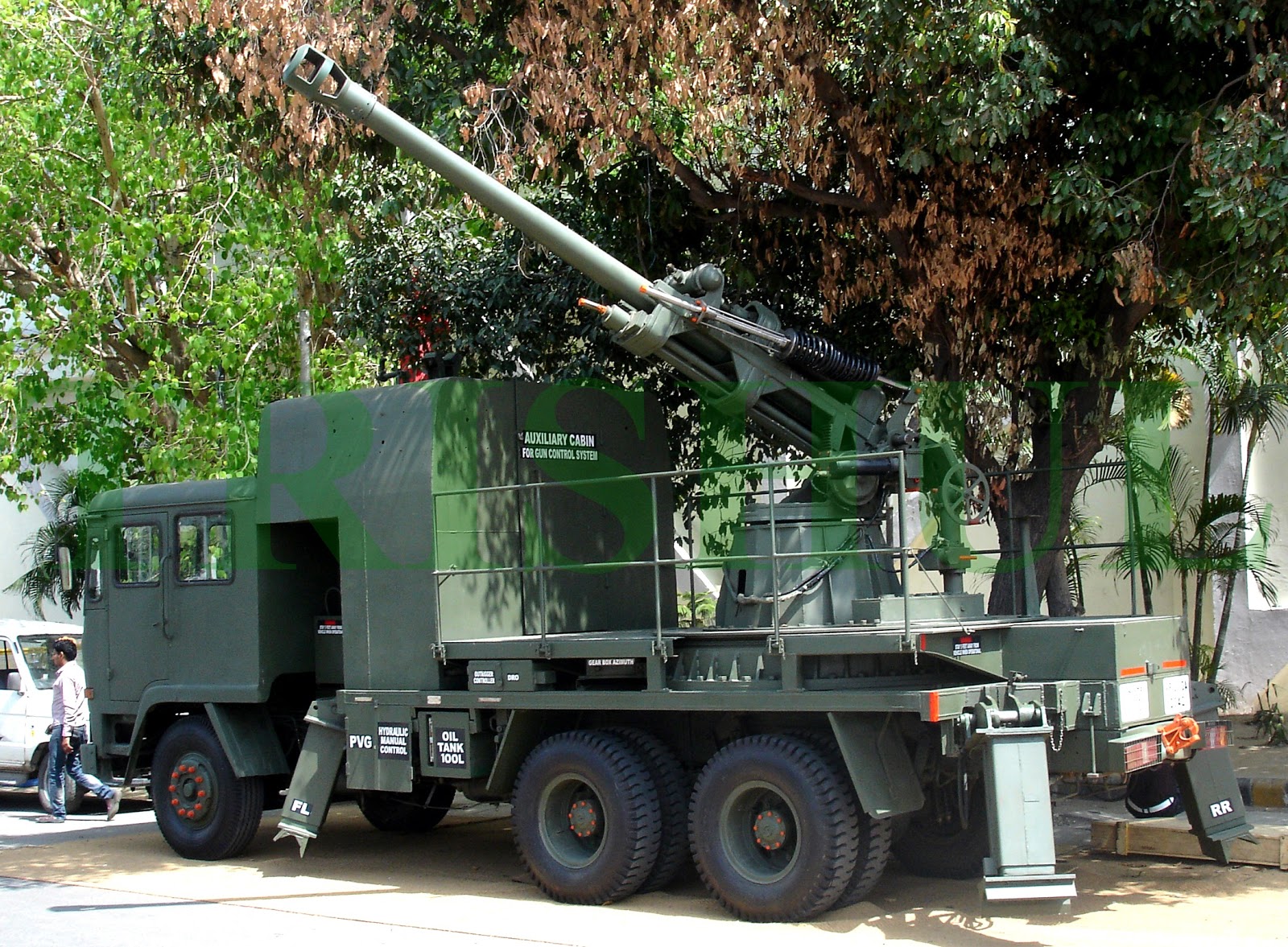 105mm+Vehicle-Mounted+Gun+from+TATA+&+OFB.jpg