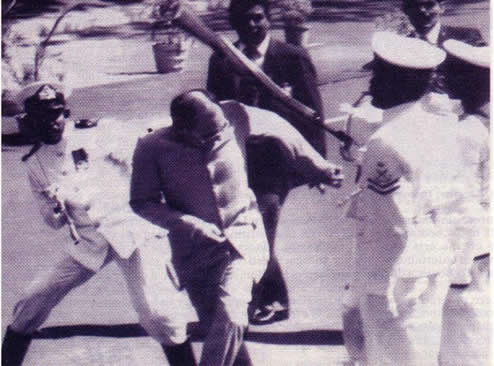 Rajiv1987hit.jpg