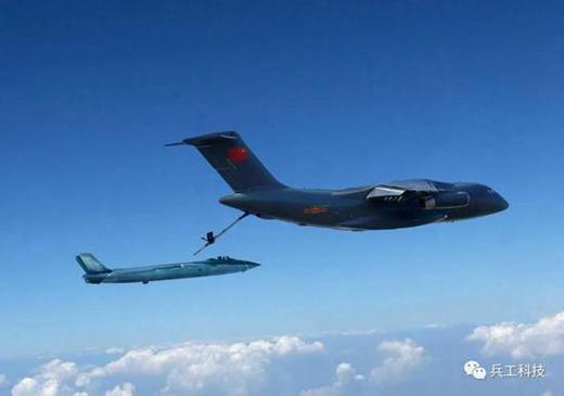 Yunyou20-tanker-aircraft.jpg