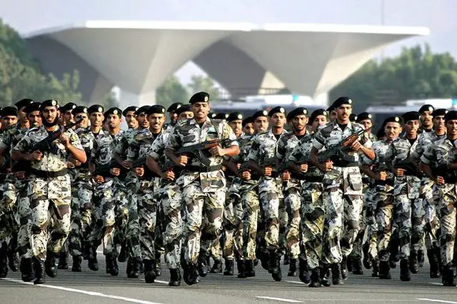 Saudi_Arabian_National_Guard_soldiers_during_military_parade_640_001.jpg