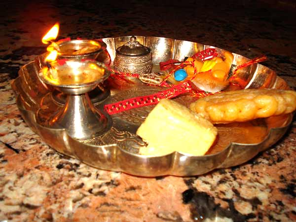 rakhi-thali-decoration.jpg