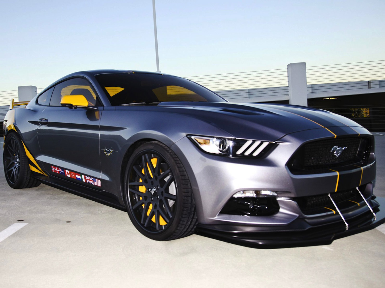 2015-ford-mustang-f-35-lightning-ii_100473974_h.jpg