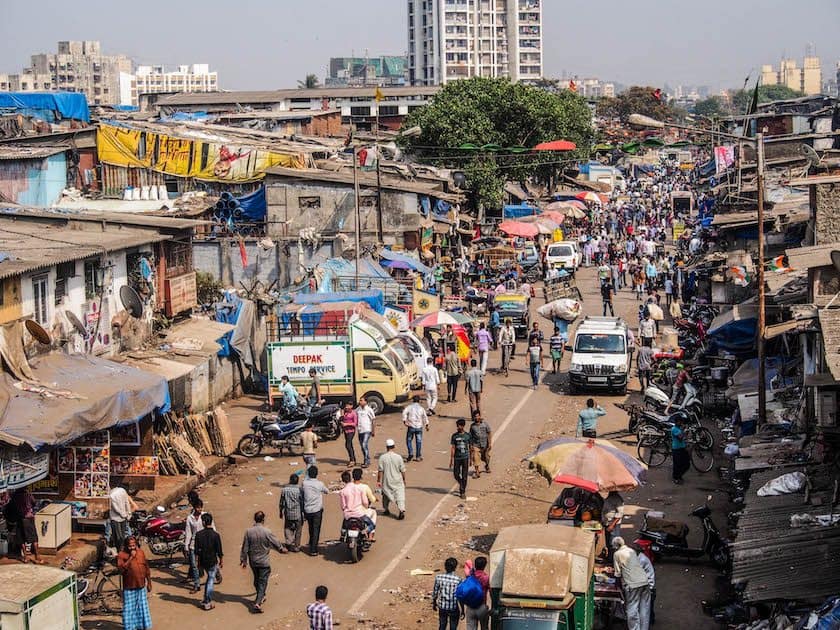 crazy-dharavi-traffic.jpg