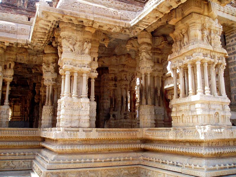 Hampi-Musical-Pillars-Pictures.jpg