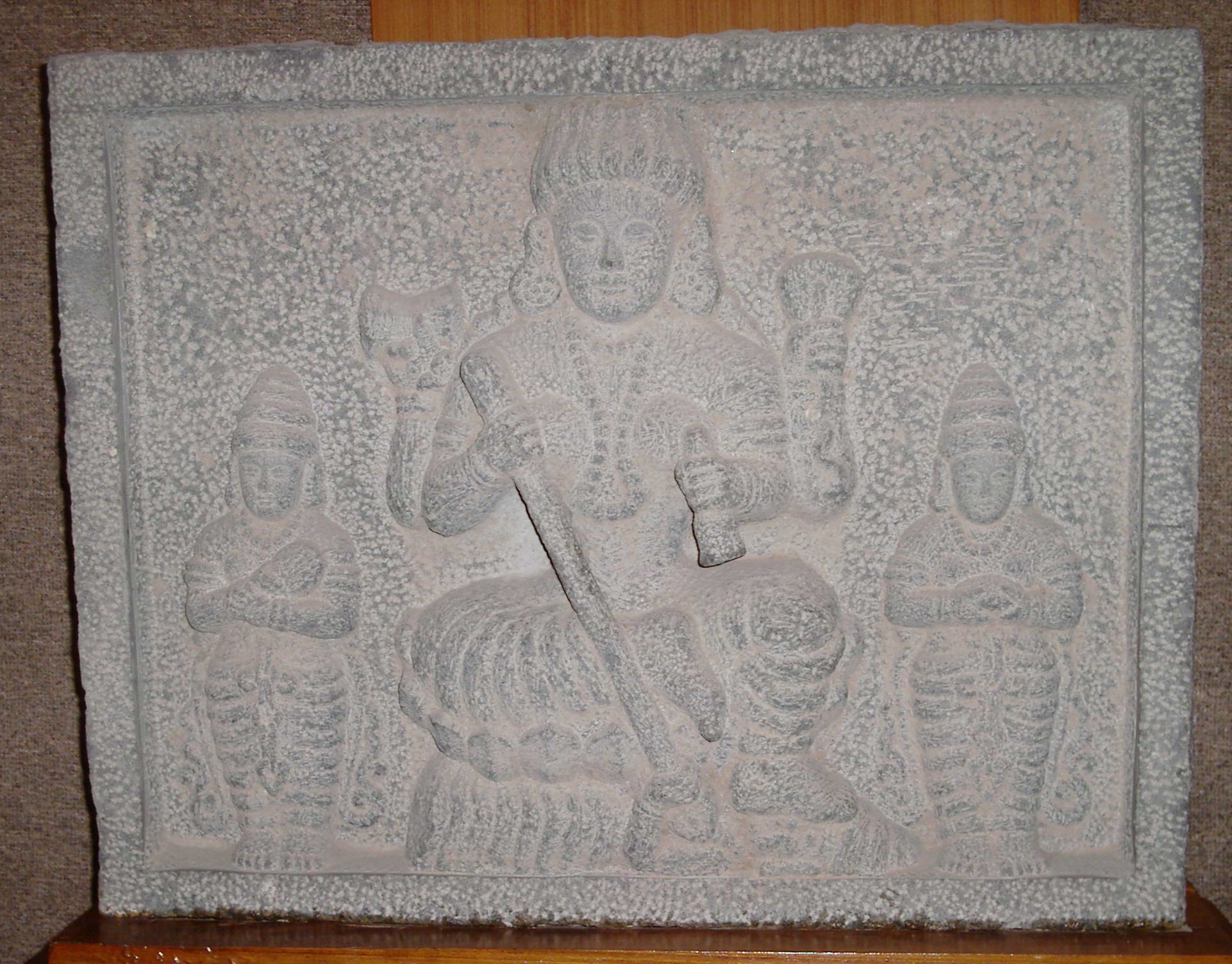 Carving_of_Shiva_from_a_Hindu_Temple_at_Quanzhou.jpg