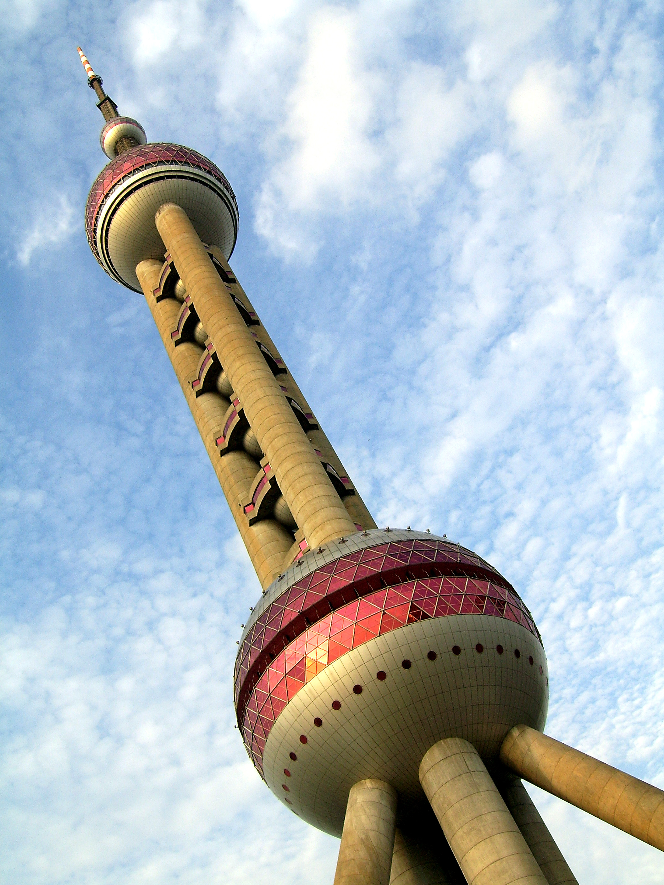 Oriental_Pearl_Tower.JPG