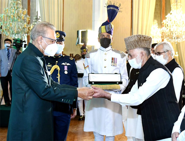 president-syed-ali-geelani-award.jpg