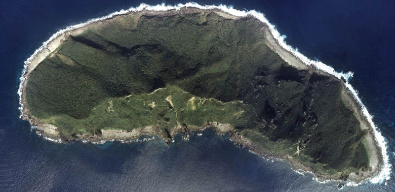 aerial-shot-of-a-disputed-senkaku-diaoyu-islet.jpg