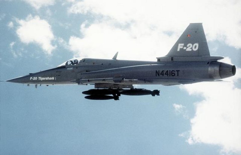 f-20-DF-ST-86-12148.jpg