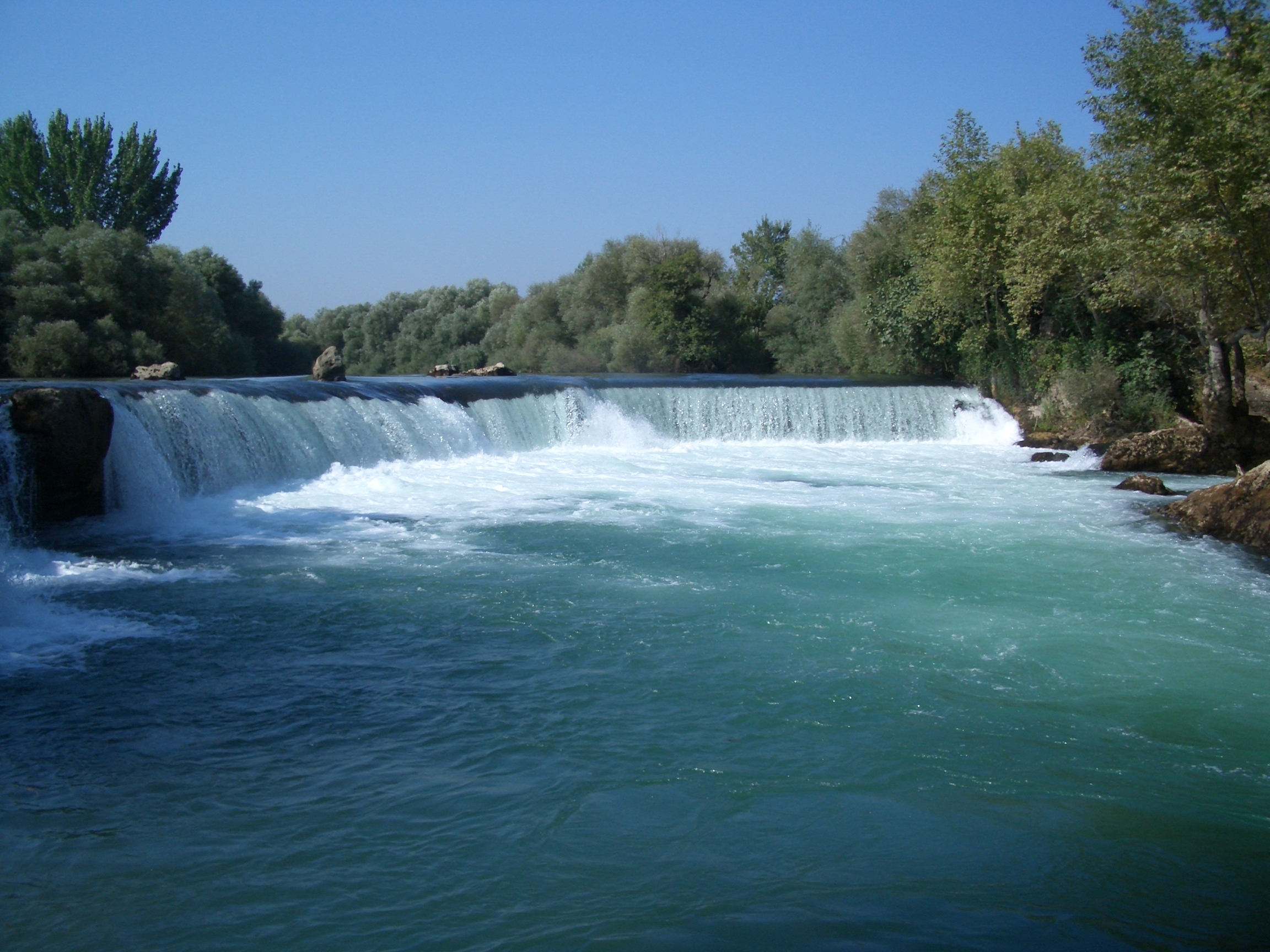 Manavgat_waterfall_by_tomgensler.JPG