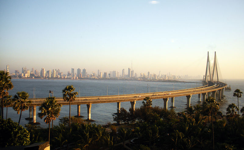 800px-Worli_skyline_with_BSWL.jpg