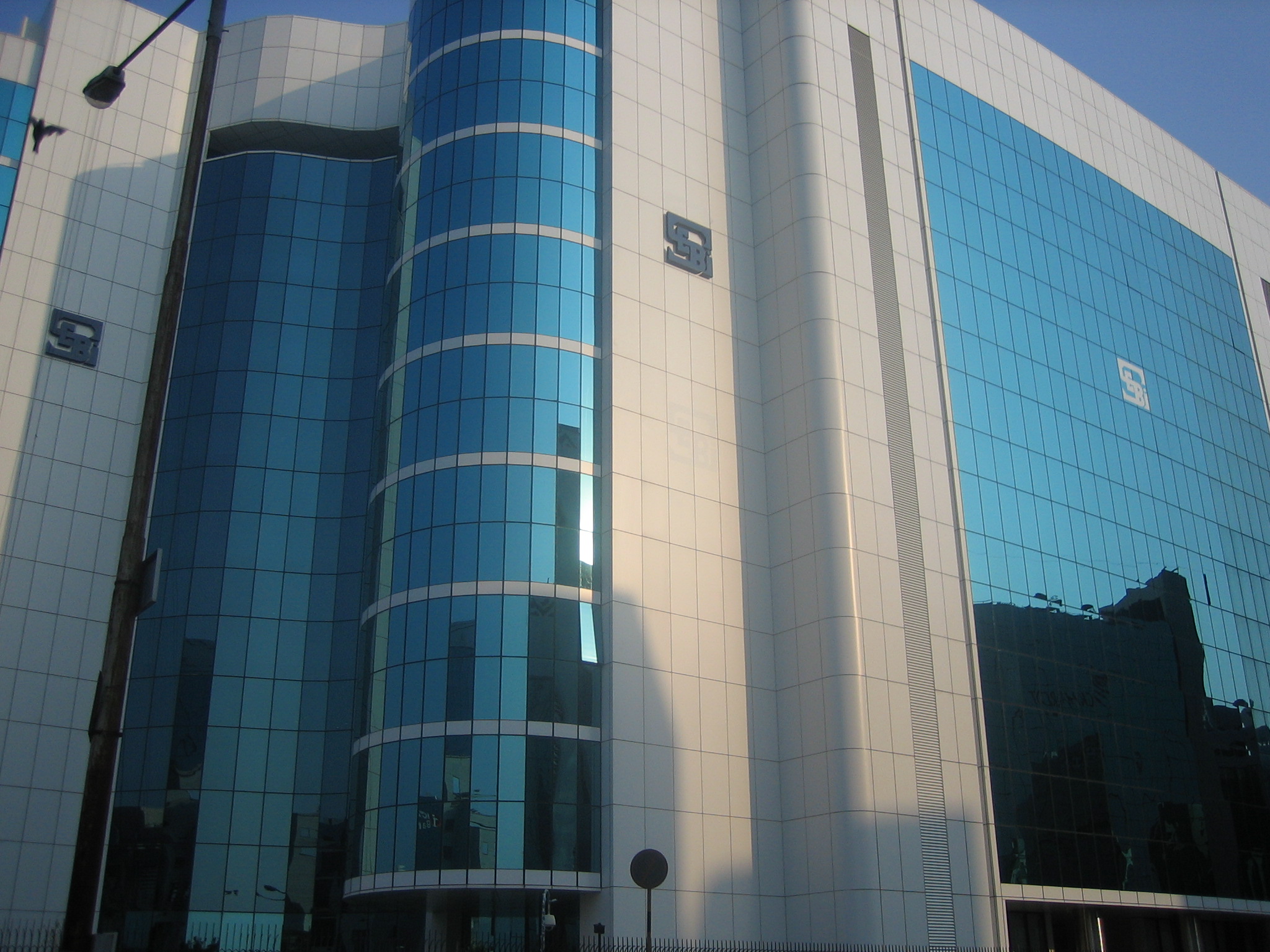 SEBI_Bhavan.jpg