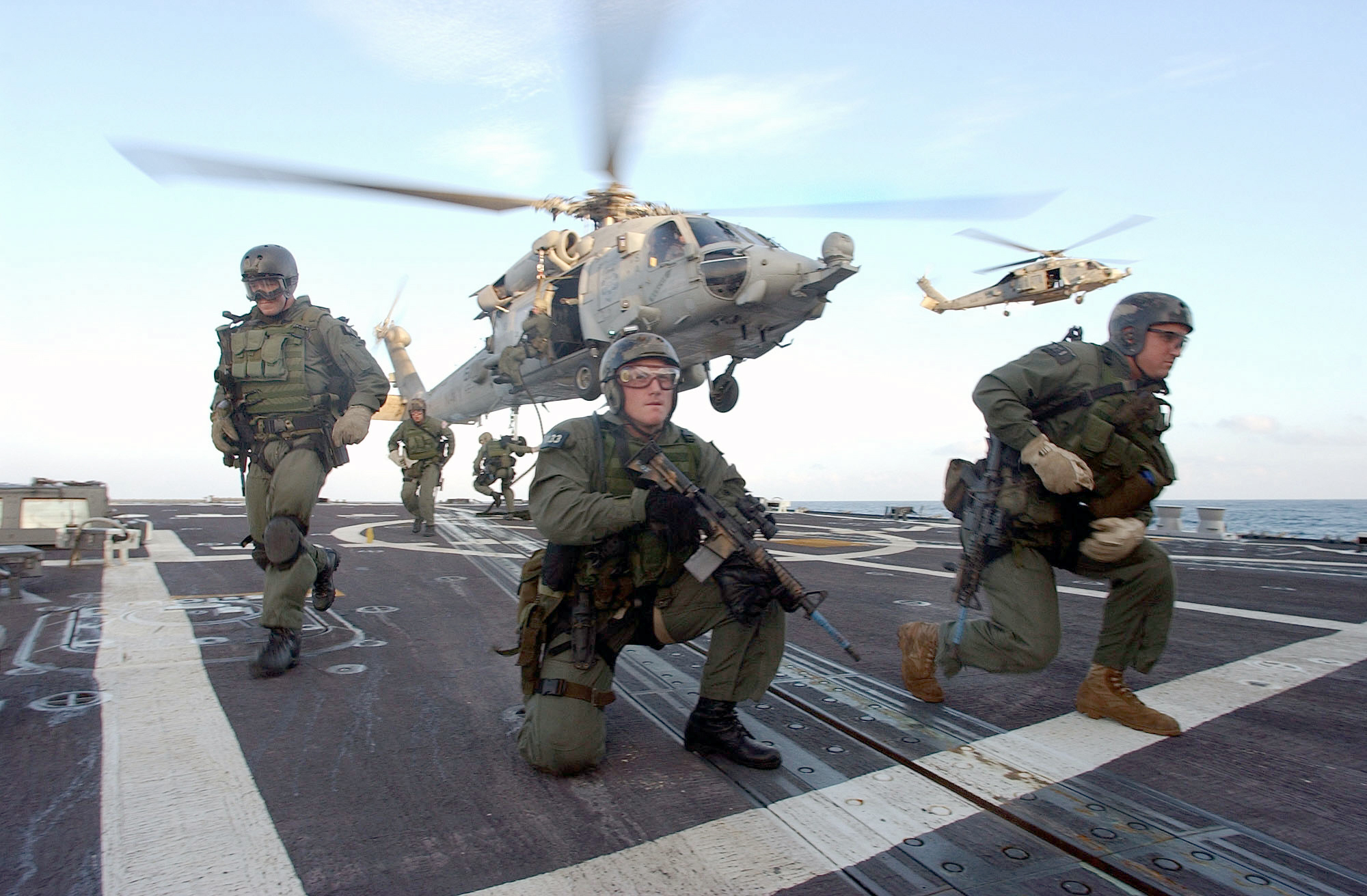 seals-fast-rope-hires.jpg