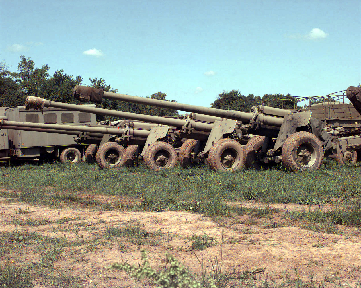 M46_130mm_Guns_of_the_Army_of_Republika_Srpska.JPEG