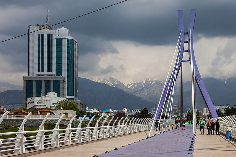 800px-Silk_Bridge_Tehran2.jpg