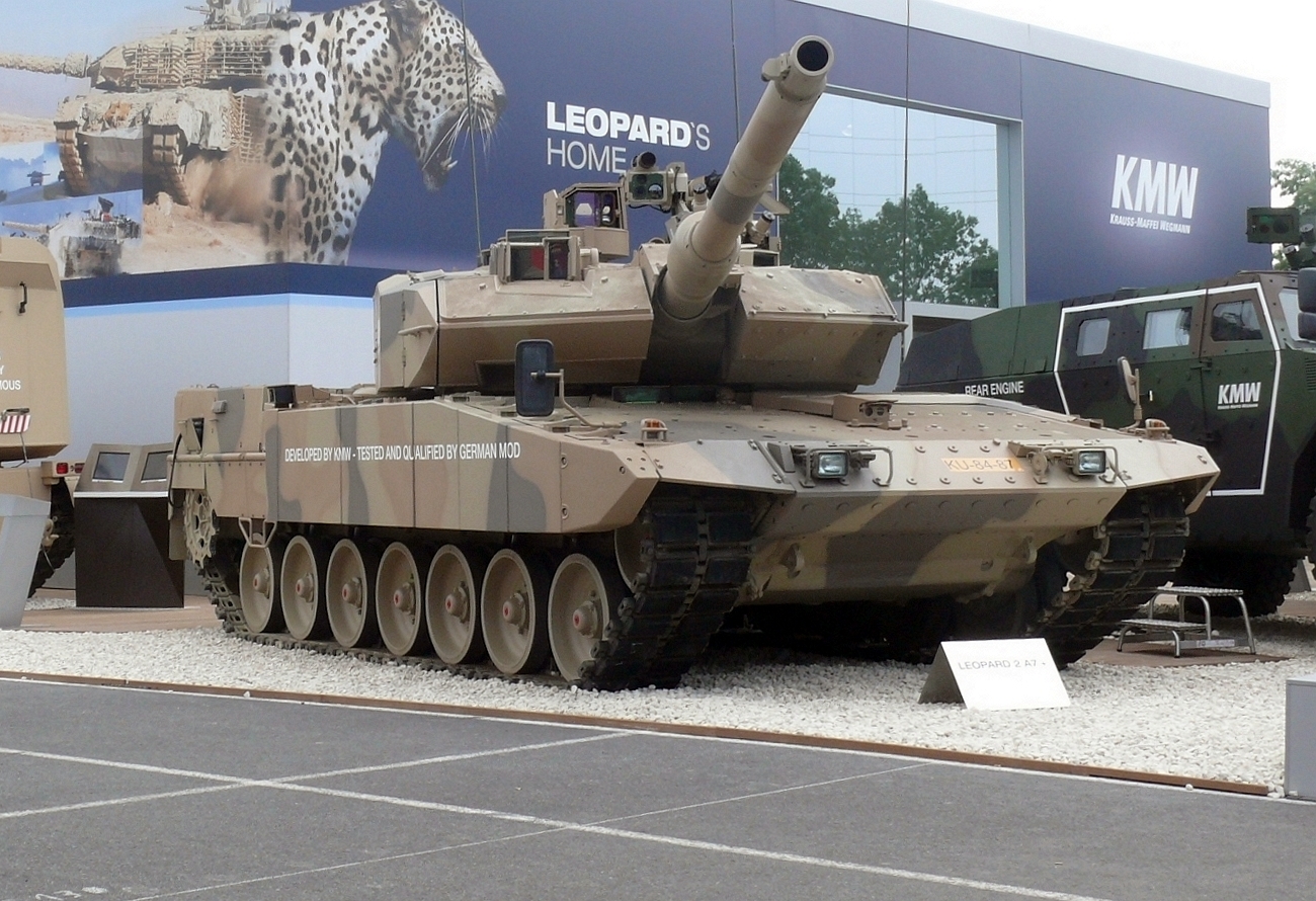 Leopard_2_A7%2C_Eurosatory_2010.jpg