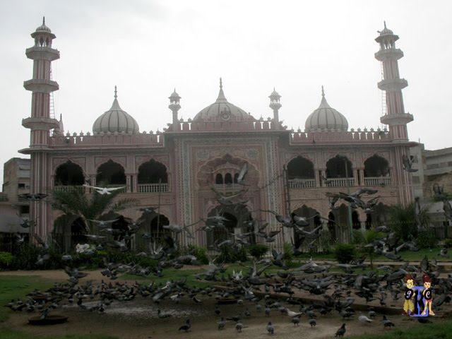 azad+kasmir+mosque.jpg