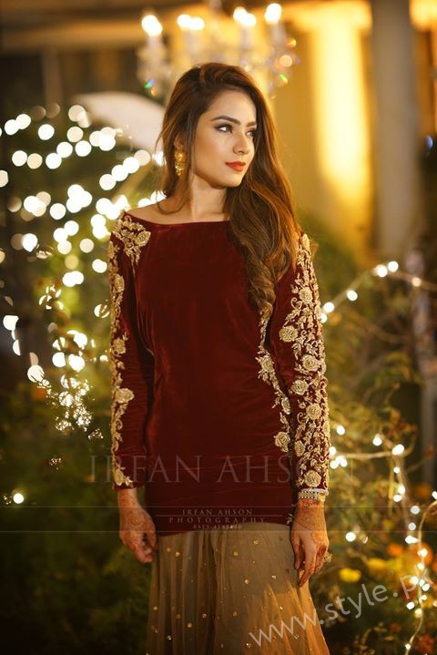 Alyzeh-Gabol-at-Urwa-Hocane-Qawali-Night-Function.jpg