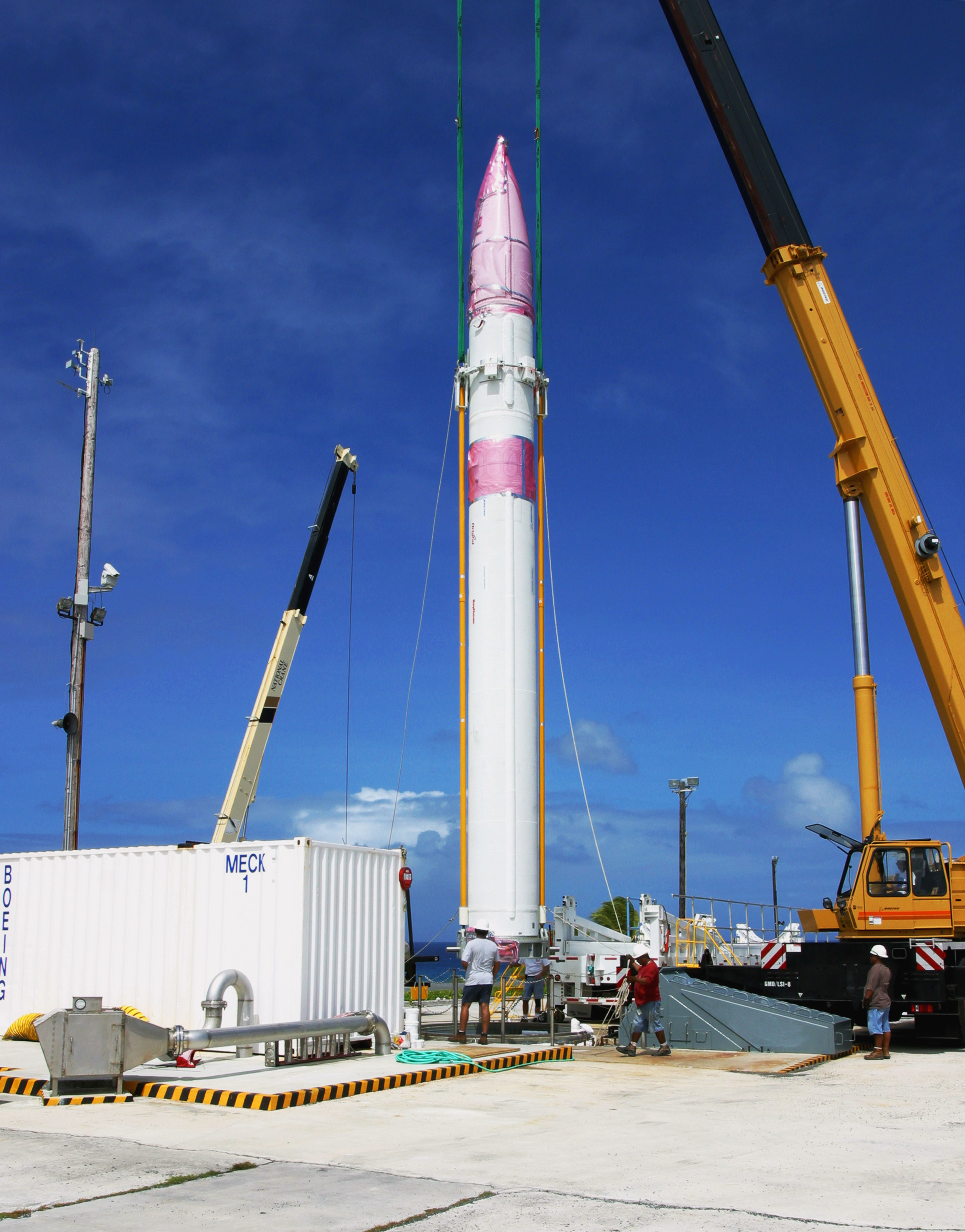 GMD_interceptor_missile_being_loaded_into_silo_ift13b-1.jpg