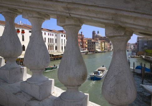 0122_venice-bridge_485x340.jpg