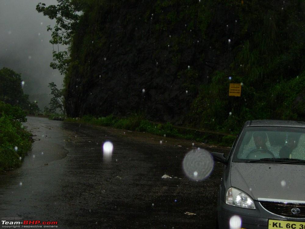 68675d1226382958-thekkady-munnar-rainy-season-rain-rain..-.jpg