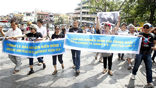 130602102746_anti_china_protest_512x288_reuterspeternguyen.jpg