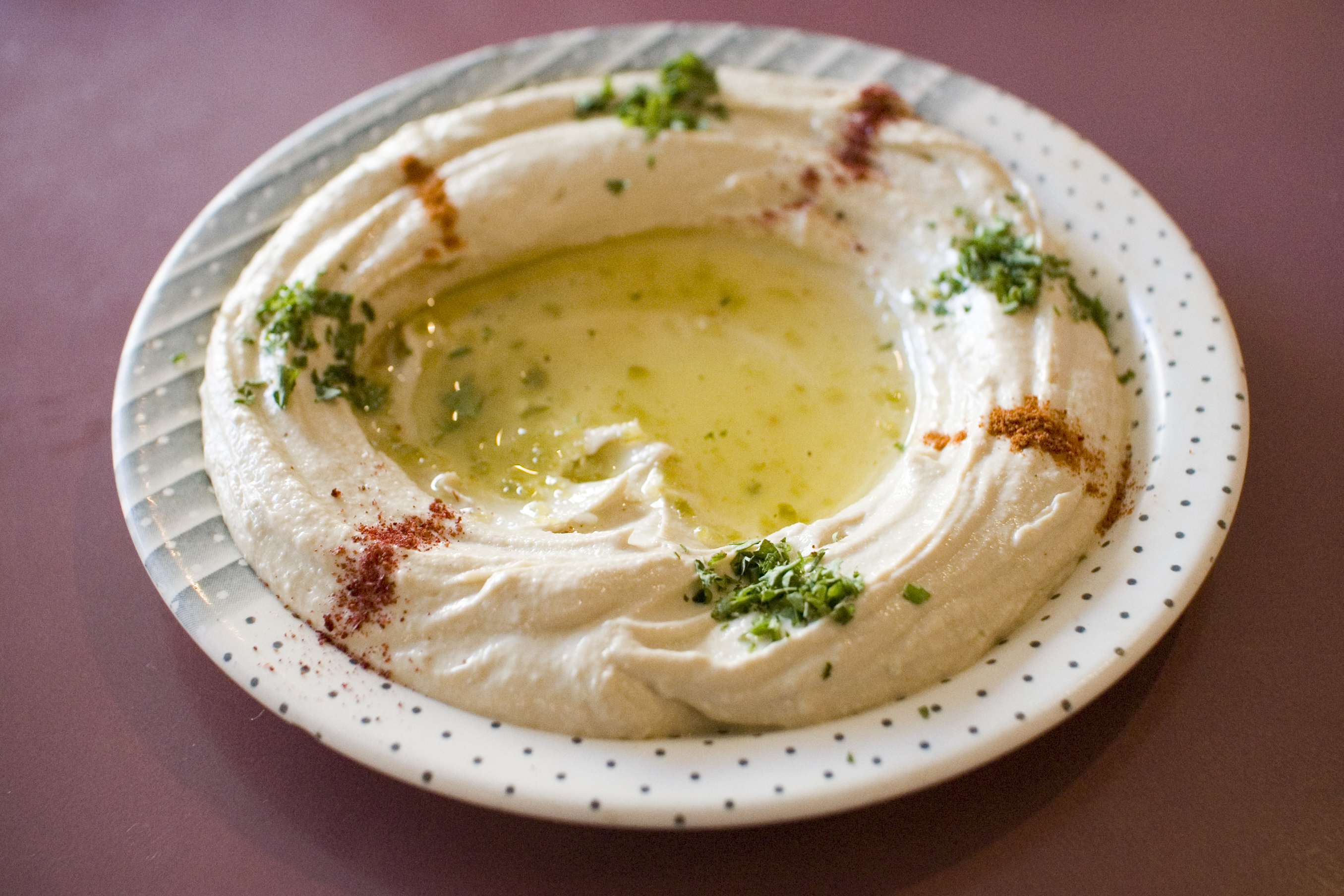 Hummus_from_The_Nile.jpg