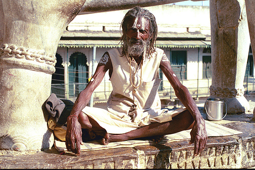 sadhu_02.jpg