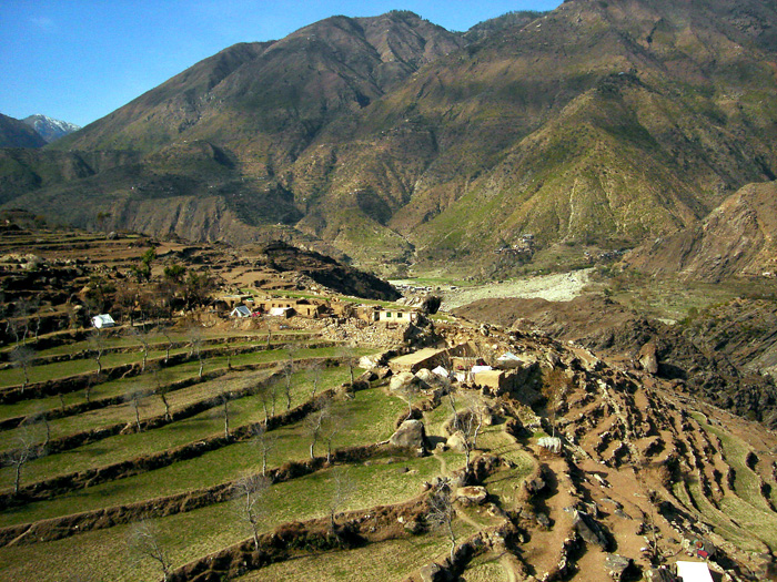 kaladhaka-basikhel-valleyscape.JPG