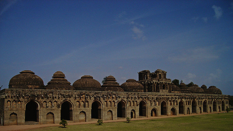 800px-Hampi_aug09_234.jpg