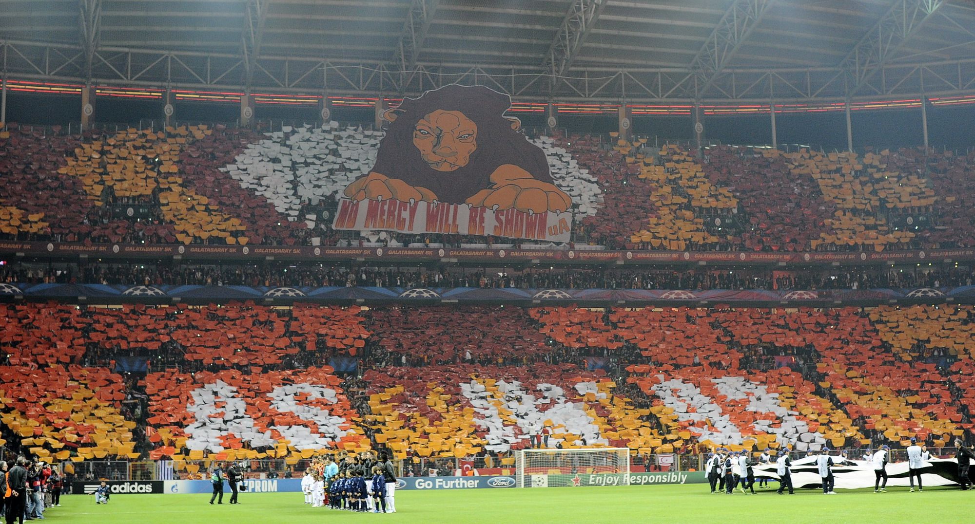 GALATASARAY-_MANCHESTER_UNITED_4.JPG