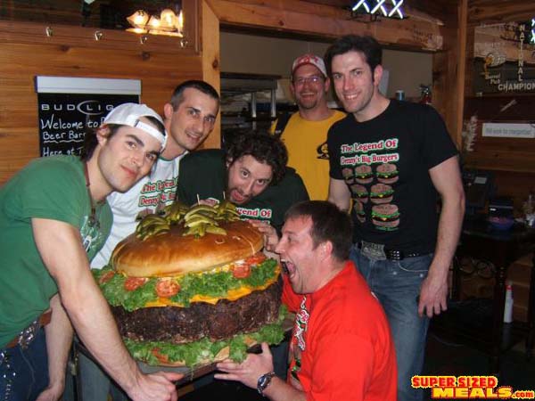 20070226-Worlds_Largest_Hamburger_123lbs_2.jpg