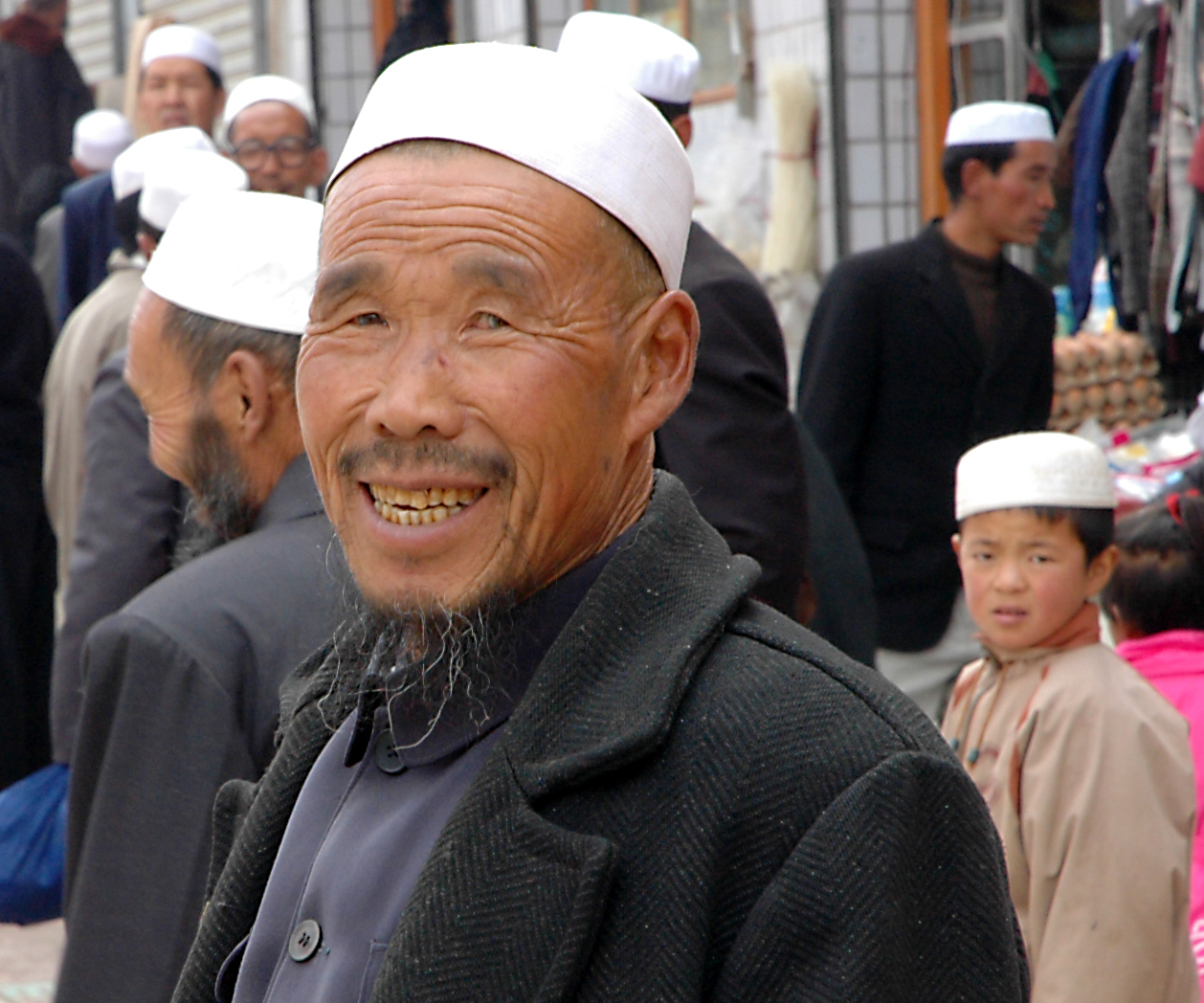 Streets_of_Dongxiang_Man_04.jpg