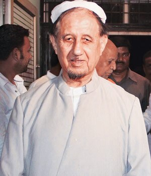 maulana-kalbe--1_300x350_122314091718.jpg