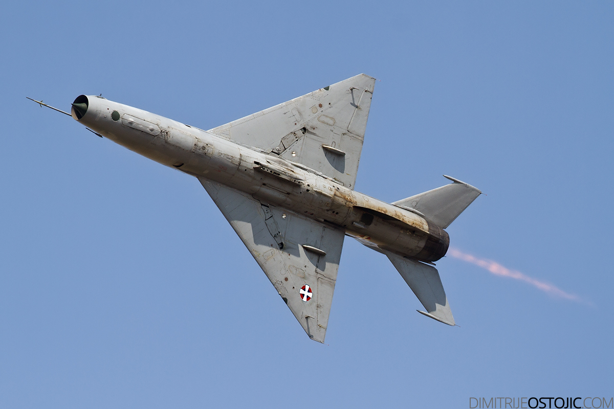 batajnica2012_23_mig21.jpg