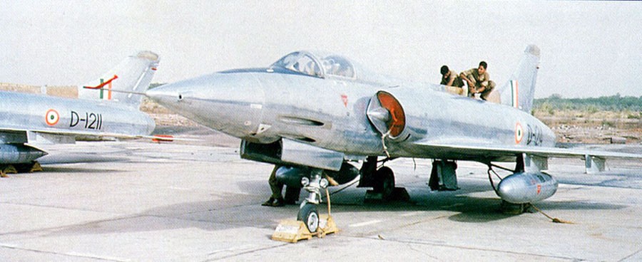 hal-hf-24-marut.jpg