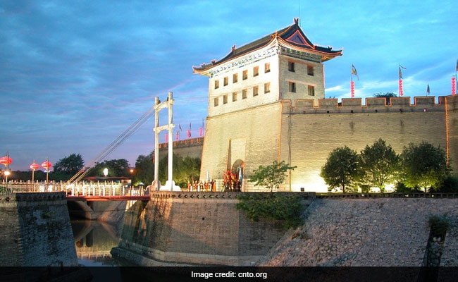 china-tourism-xian-city-wall-650_650x400_81507058831.jpg