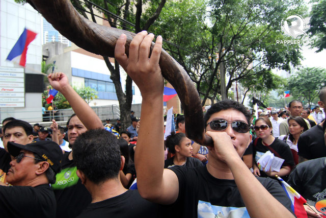 china-protest-go-20130724-2.jpg