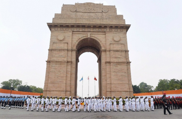 indiagate_1441519873_725x725.jpg