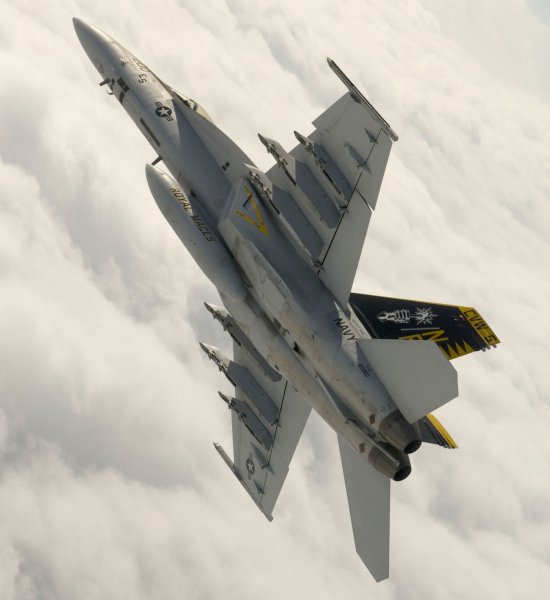 f18e_10.jpg