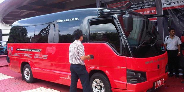 1122584-20130520abkini-penampakan-bus-listrik-lipi-620X310.jpg